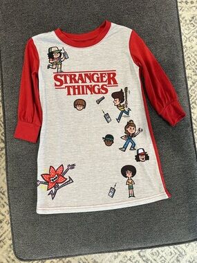 Netflix Stranger Things Red Sleeve Heather Gray Kids Long Sleeve Tee